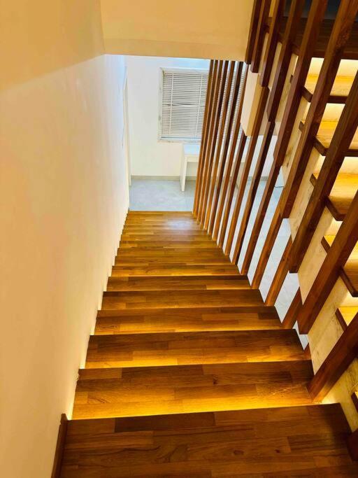 White House Sky View Theatre Villa In Gachibowli Bagian luar foto